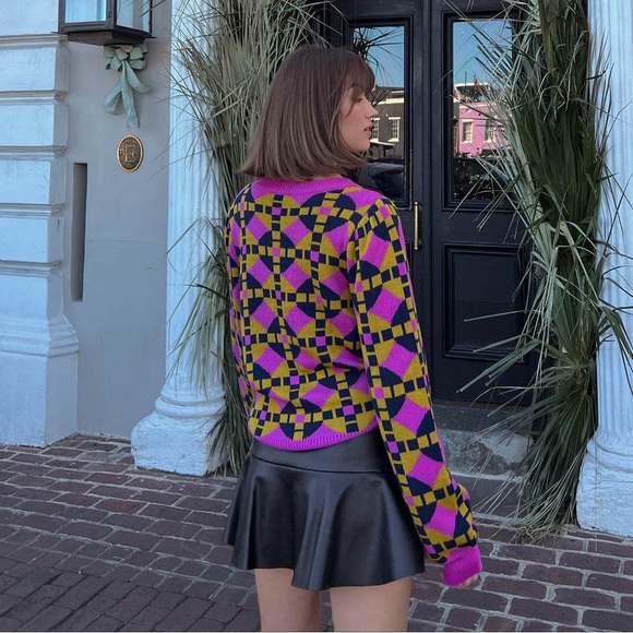 Fate Angelica Sweater, Size Medium - Picture 3 of 5